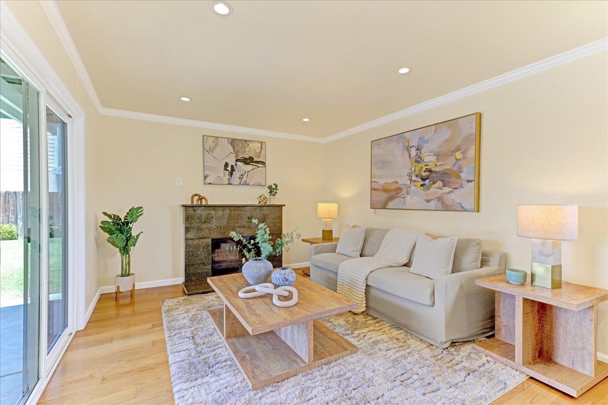Detail Gallery Image 14 of 51 For 3139 Laneview Dr, San Jose,  CA 95132 - 5 Beds | 2/1 Baths