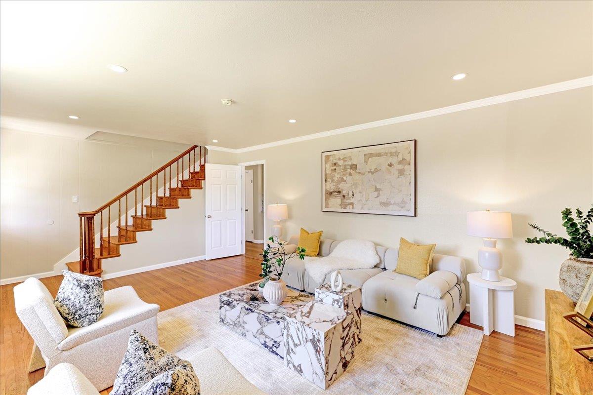 Detail Gallery Image 6 of 51 For 3139 Laneview Dr, San Jose,  CA 95132 - 5 Beds | 2/1 Baths
