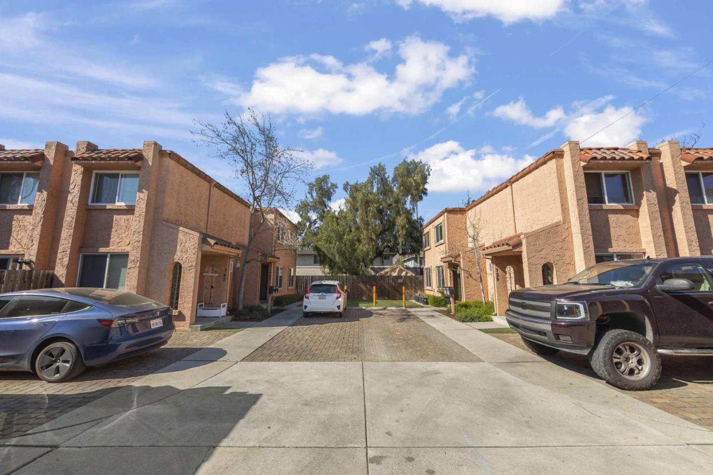 Detail Gallery Image 4 of 8 For 745 S 10th St, San Jose,  CA 95112 - – Beds | – Baths