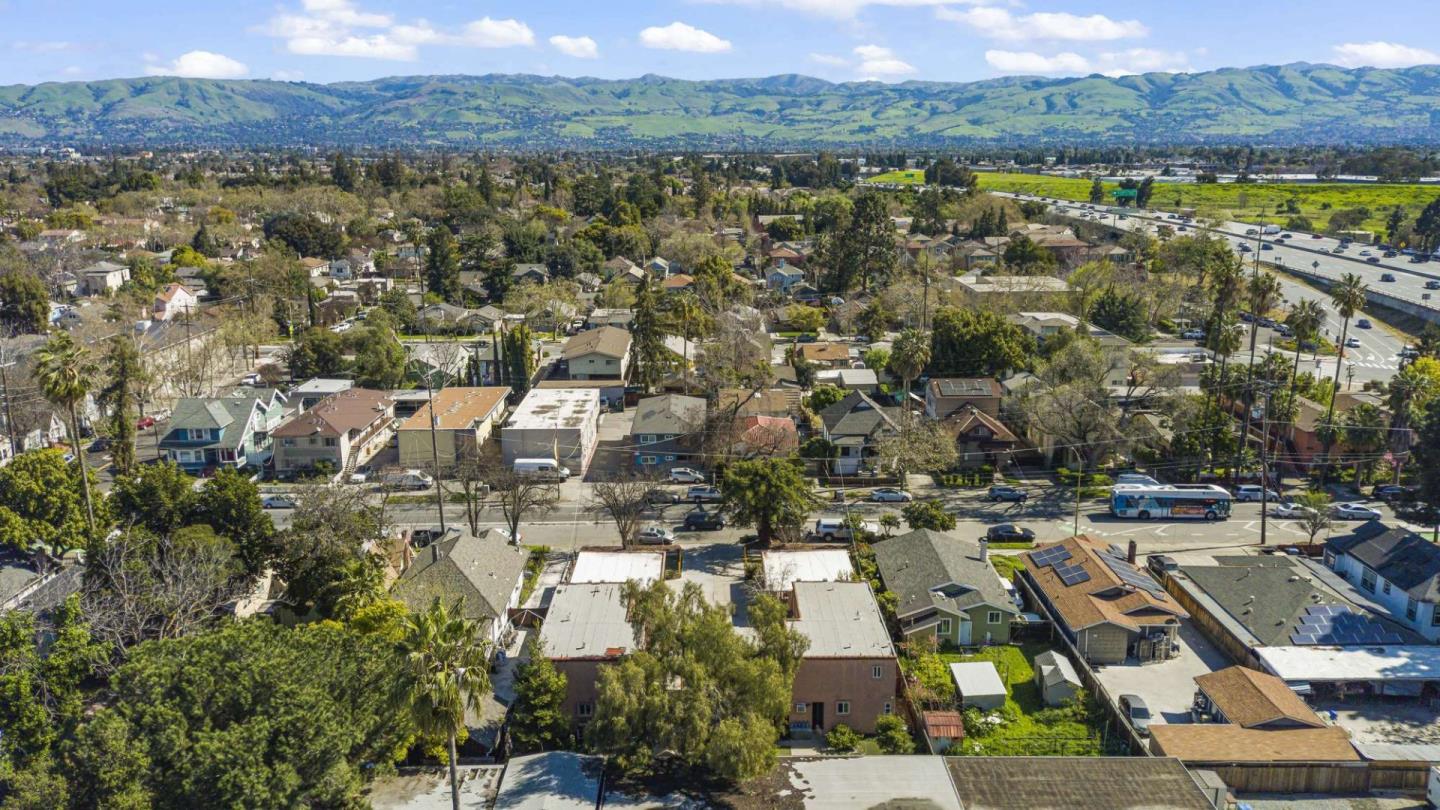 Detail Gallery Image 8 of 8 For 745 S 10th St, San Jose,  CA 95112 - – Beds | – Baths