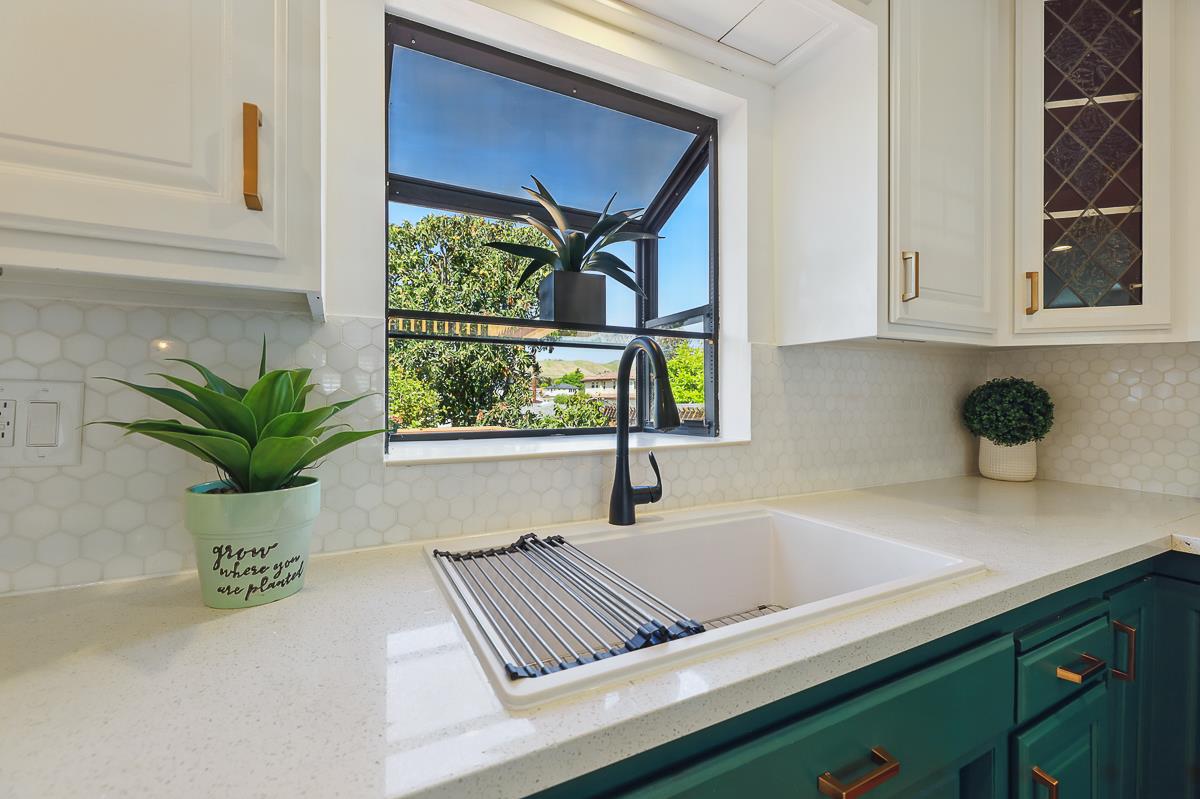 Detail Gallery Image 16 of 45 For 41382 Carmen St, Fremont,  CA 94539 - 3 Beds | 2/1 Baths