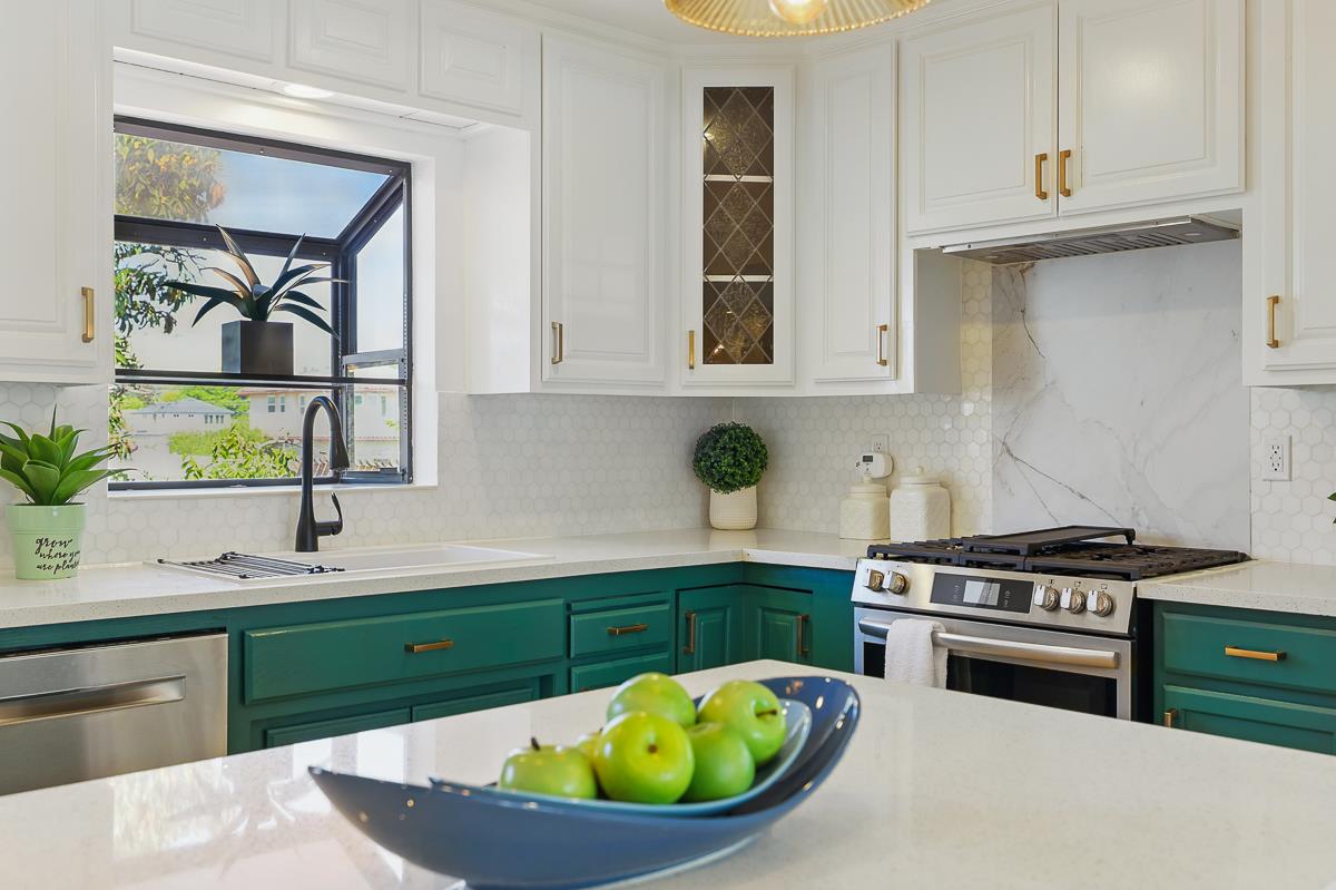 Detail Gallery Image 17 of 45 For 41382 Carmen St, Fremont,  CA 94539 - 3 Beds | 2/1 Baths