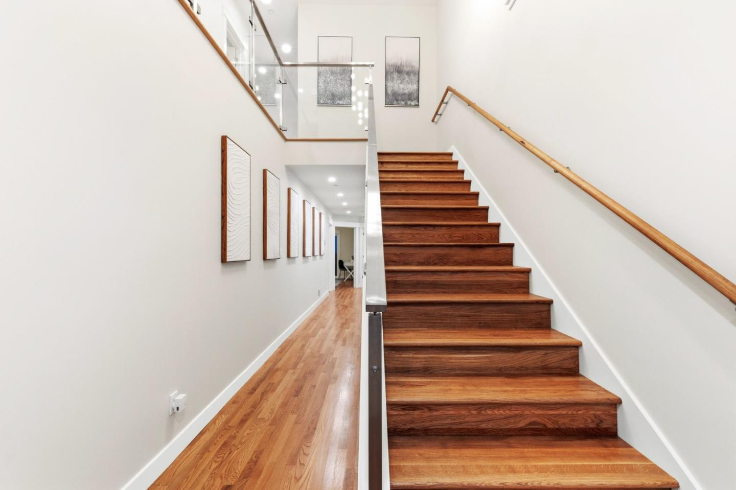 Detail Gallery Image 4 of 67 For 326 Hazel Ave, San Bruno,  CA 94066 - 3 Beds | 2/1 Baths