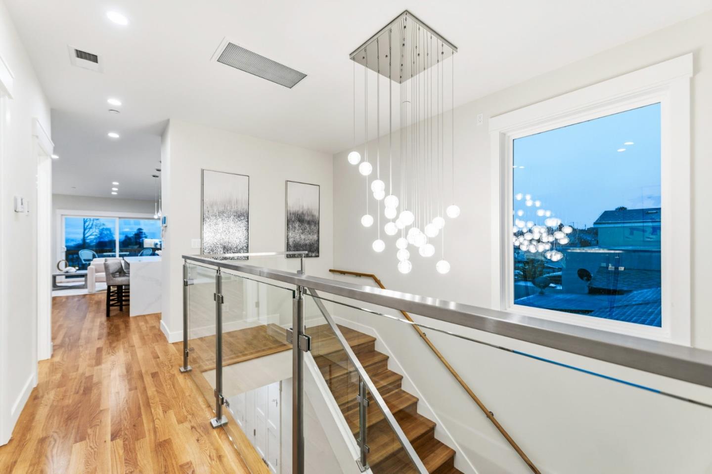 Detail Gallery Image 5 of 67 For 326 Hazel Ave, San Bruno,  CA 94066 - 3 Beds | 2/1 Baths