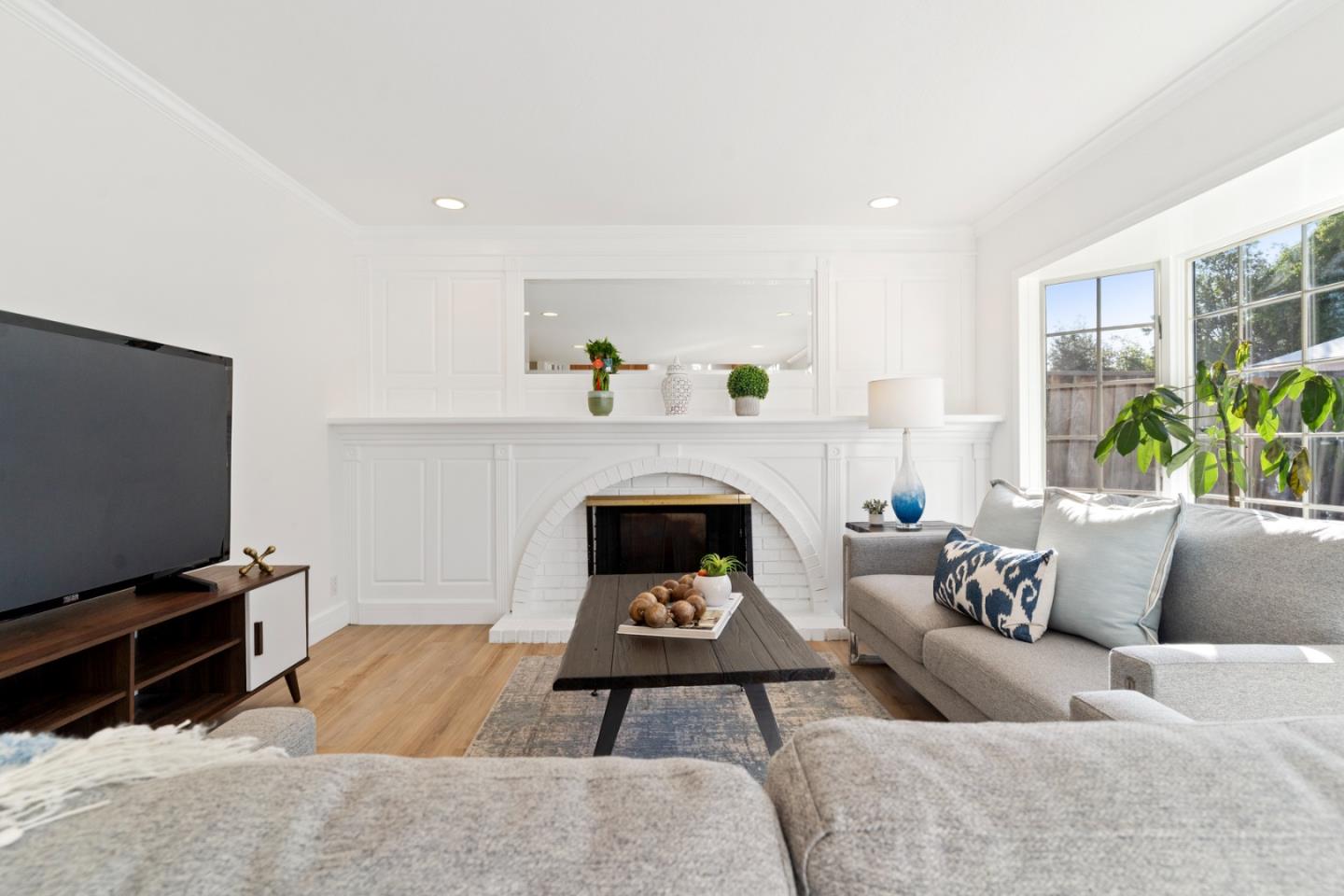 Detail Gallery Image 19 of 65 For 433 Hyde Park Dr, San Jose,  CA 95136 - 4 Beds | 2/1 Baths