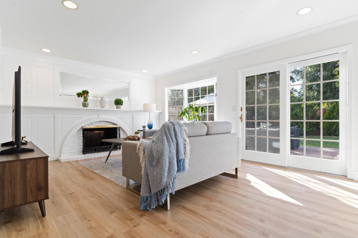 Detail Gallery Image 20 of 65 For 433 Hyde Park Dr, San Jose,  CA 95136 - 4 Beds | 2/1 Baths