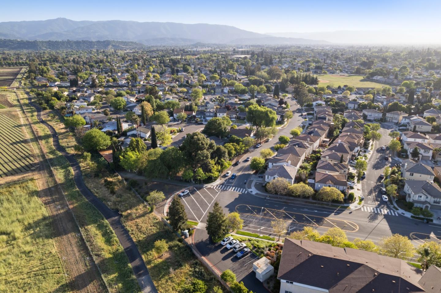 Detail Gallery Image 61 of 65 For 433 Hyde Park Dr, San Jose,  CA 95136 - 4 Beds | 2/1 Baths