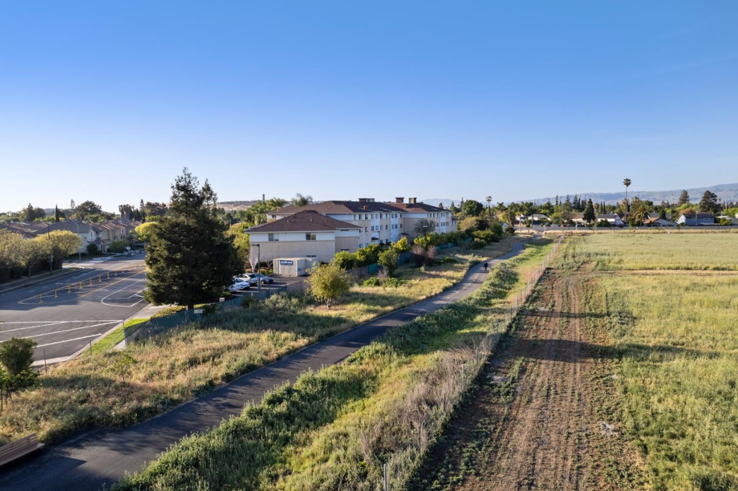 Detail Gallery Image 62 of 65 For 433 Hyde Park Dr, San Jose,  CA 95136 - 4 Beds | 2/1 Baths