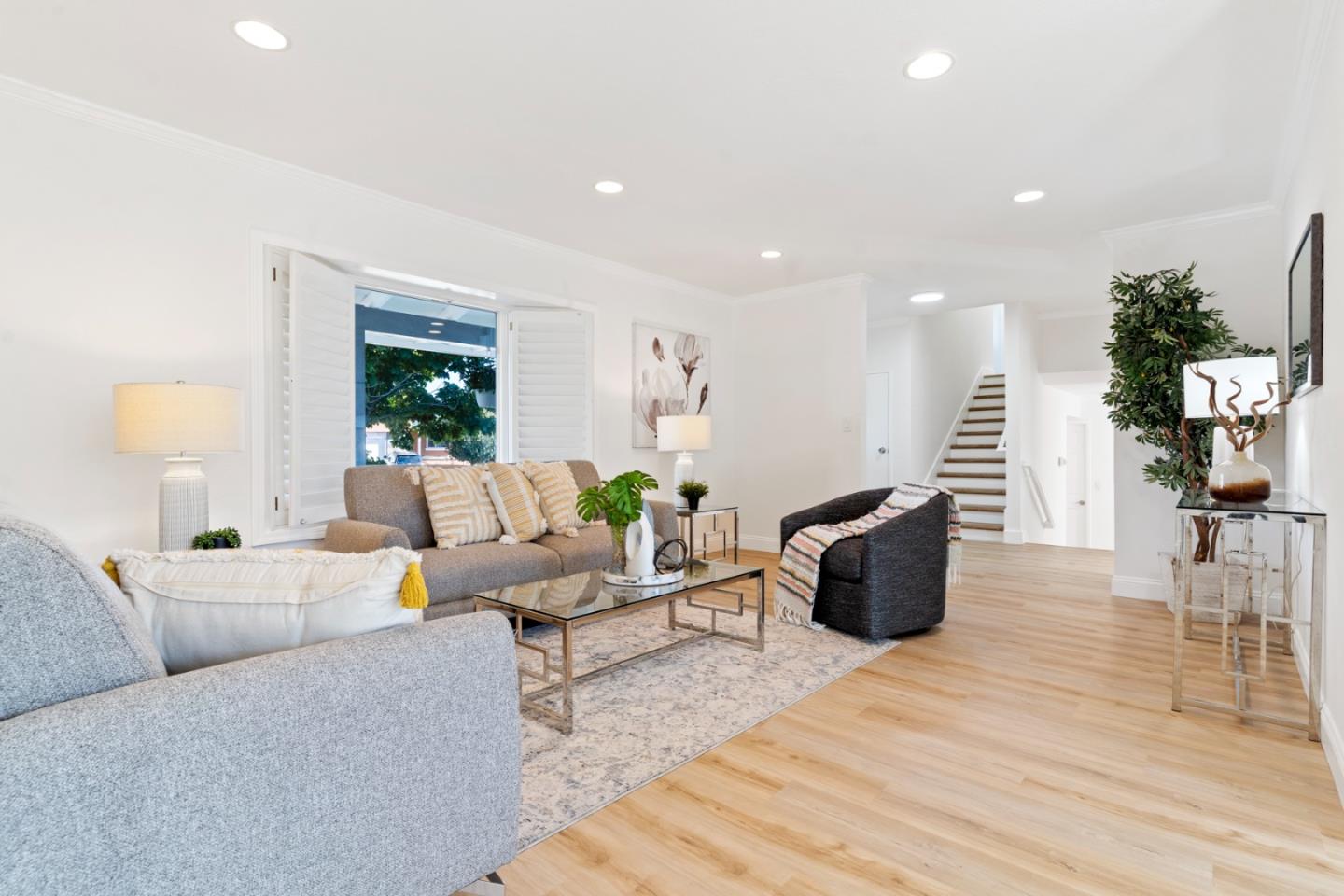 Detail Gallery Image 7 of 65 For 433 Hyde Park Dr, San Jose,  CA 95136 - 4 Beds | 2/1 Baths