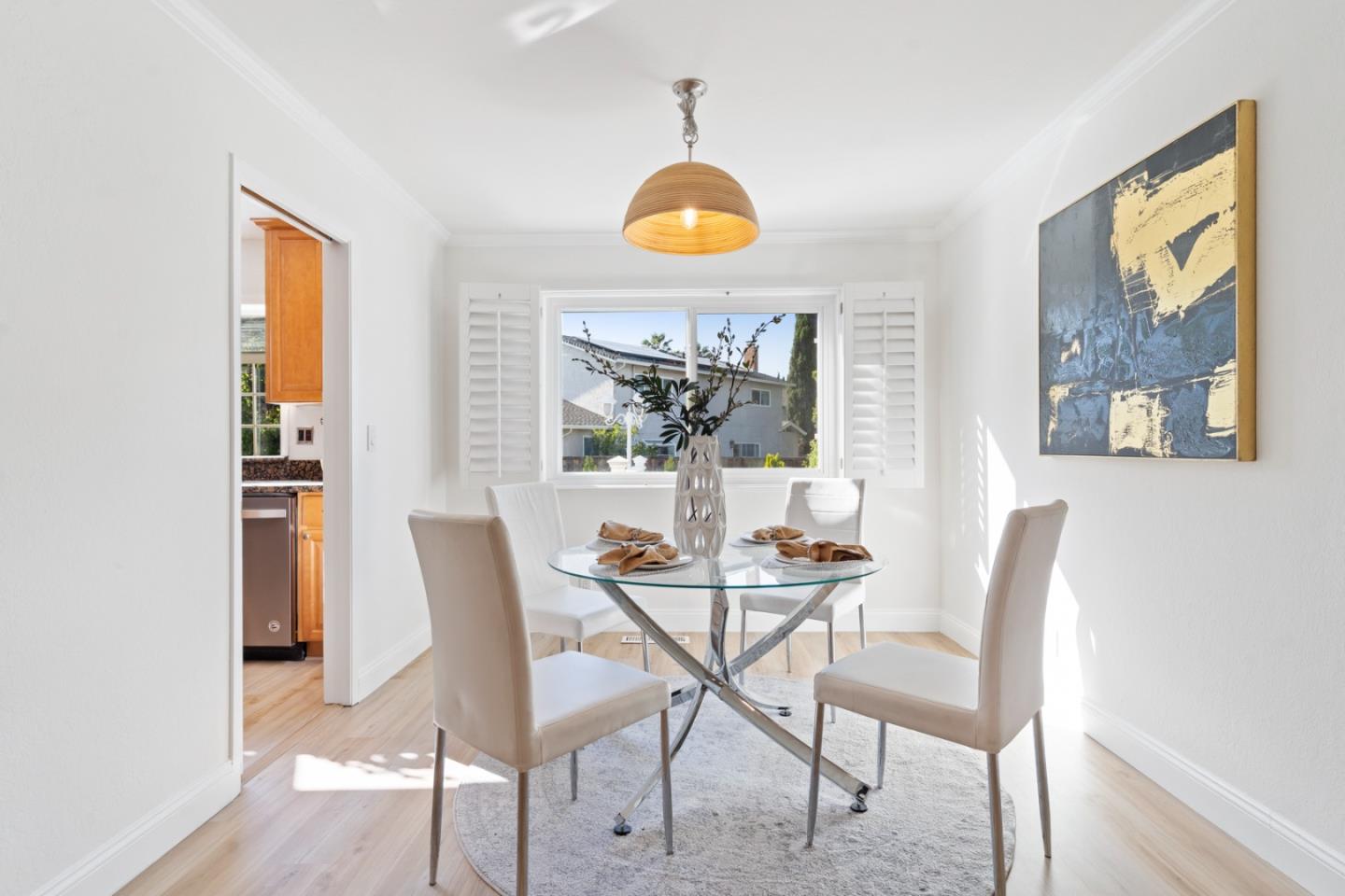 Detail Gallery Image 9 of 65 For 433 Hyde Park Dr, San Jose,  CA 95136 - 4 Beds | 2/1 Baths