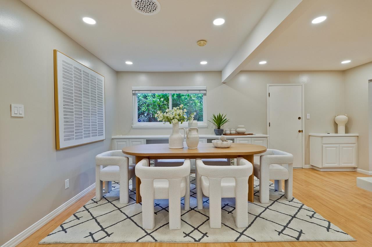 Detail Gallery Image 14 of 47 For 1034 Belvedere Ln, San Jose,  CA 95129 - 4 Beds | 2 Baths