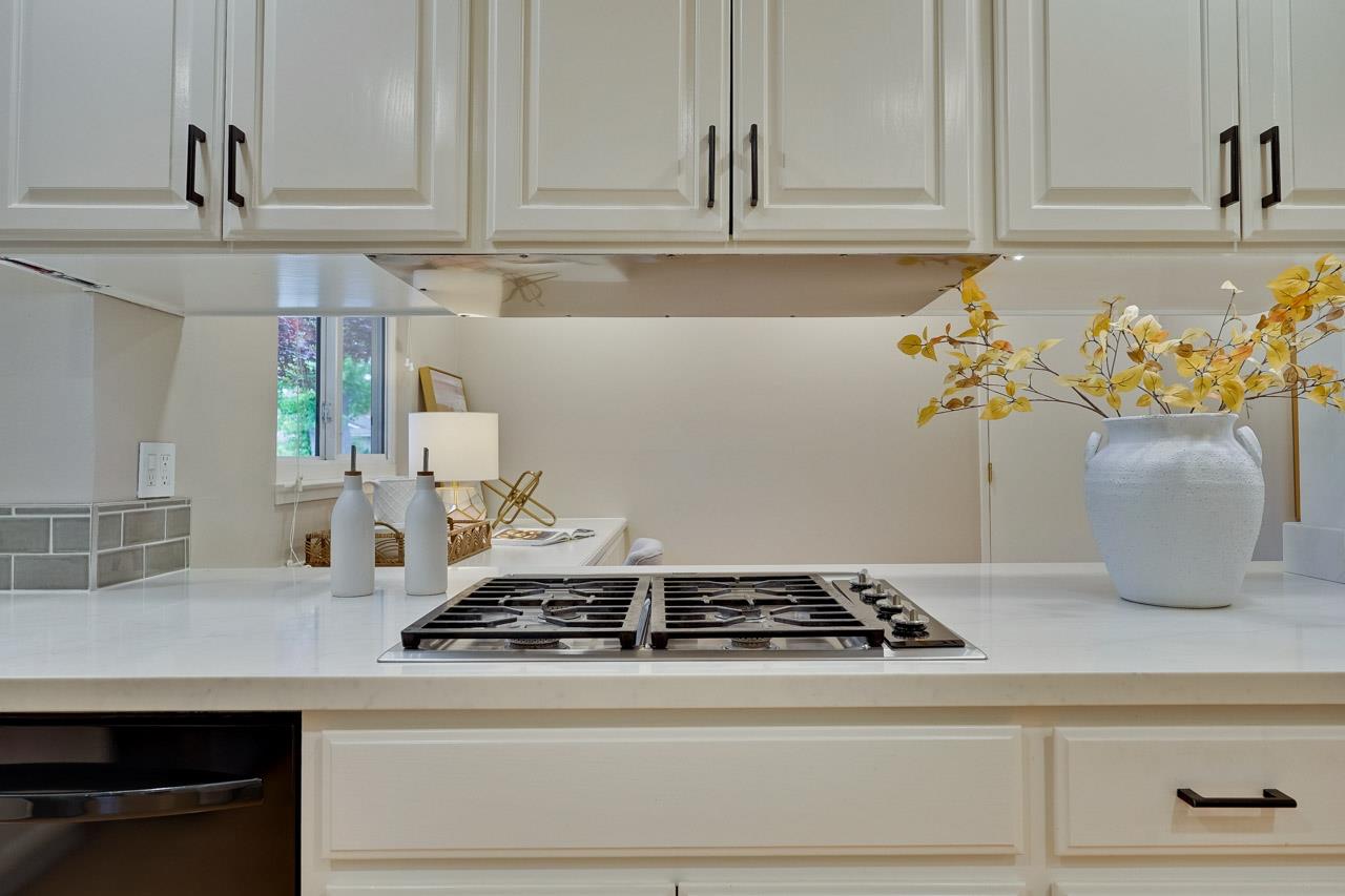 Detail Gallery Image 21 of 47 For 1034 Belvedere Ln, San Jose,  CA 95129 - 4 Beds | 2 Baths