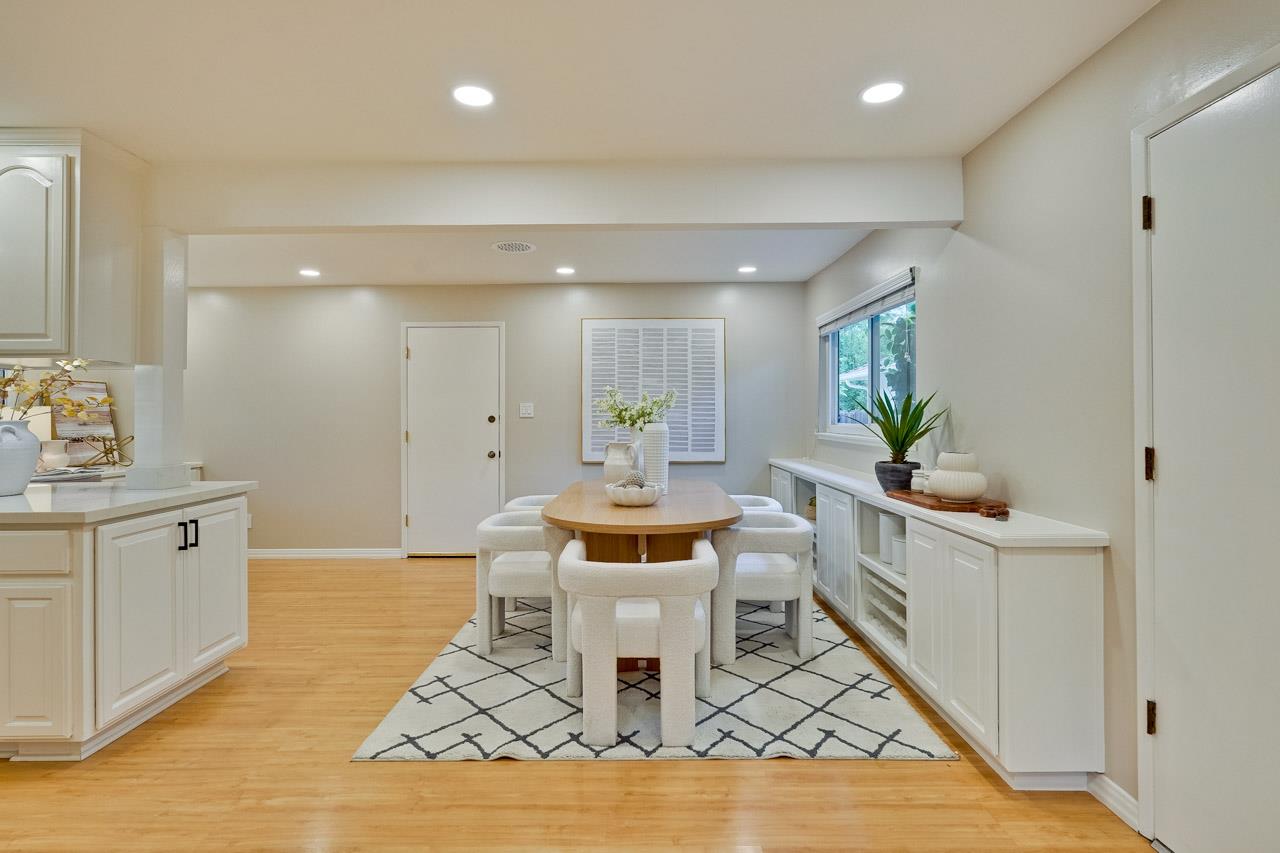 Detail Gallery Image 9 of 47 For 1034 Belvedere Ln, San Jose,  CA 95129 - 4 Beds | 2 Baths