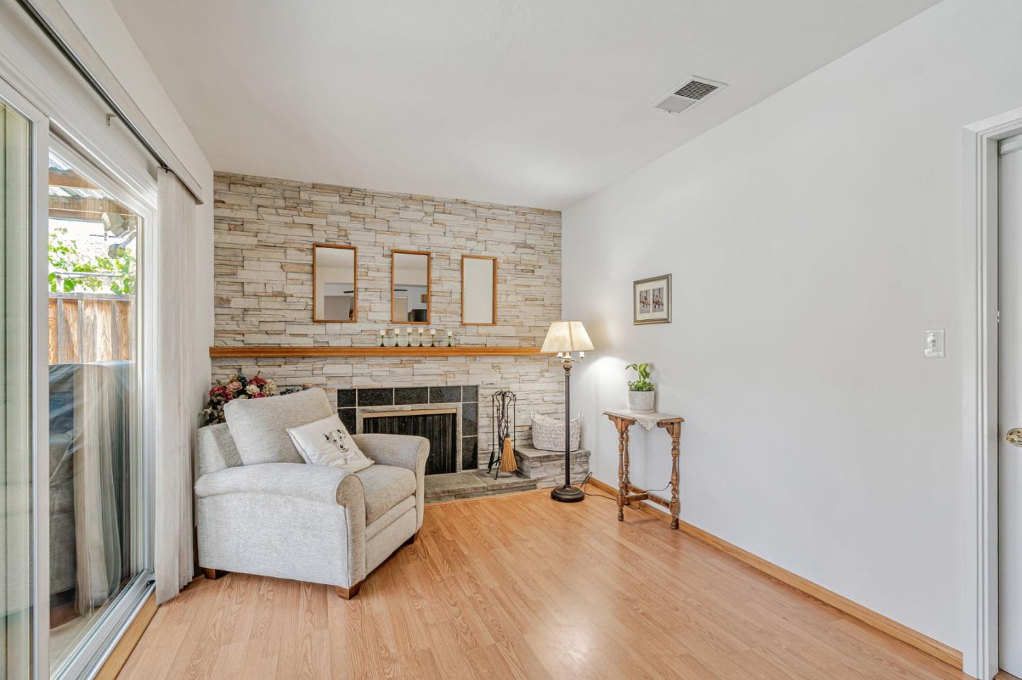 Detail Gallery Image 16 of 29 For 2813 Tanglewood Dr, San Jose,  CA 95127 - 3 Beds | 2 Baths