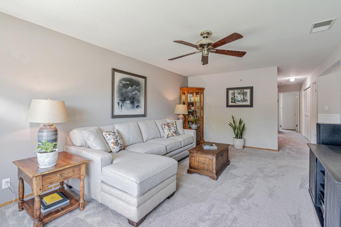 Detail Gallery Image 6 of 29 For 2813 Tanglewood Dr, San Jose,  CA 95127 - 3 Beds | 2 Baths