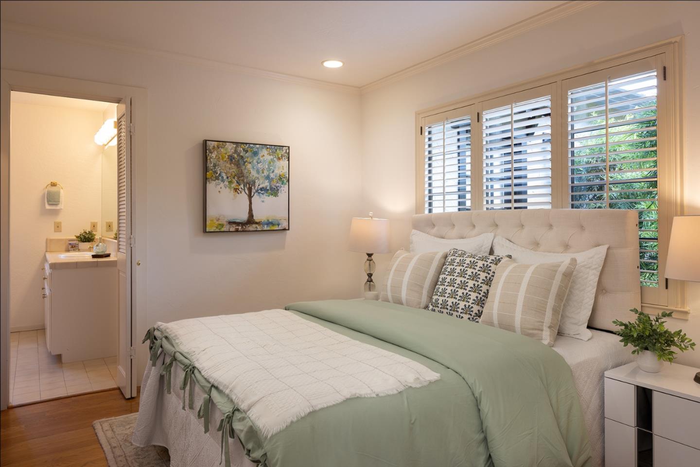 Detail Gallery Image 16 of 23 For 24728 San Carlos St, Carmel,  CA 93923 - 3 Beds | 3/1 Baths