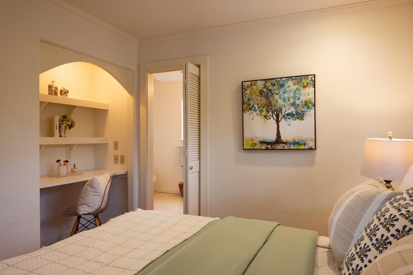 Detail Gallery Image 17 of 23 For 24728 San Carlos St, Carmel,  CA 93923 - 3 Beds | 3/1 Baths