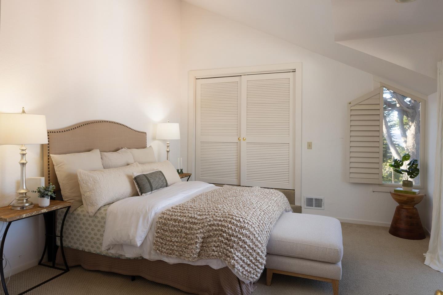 Detail Gallery Image 20 of 23 For 24728 San Carlos St, Carmel,  CA 93923 - 3 Beds | 3/1 Baths