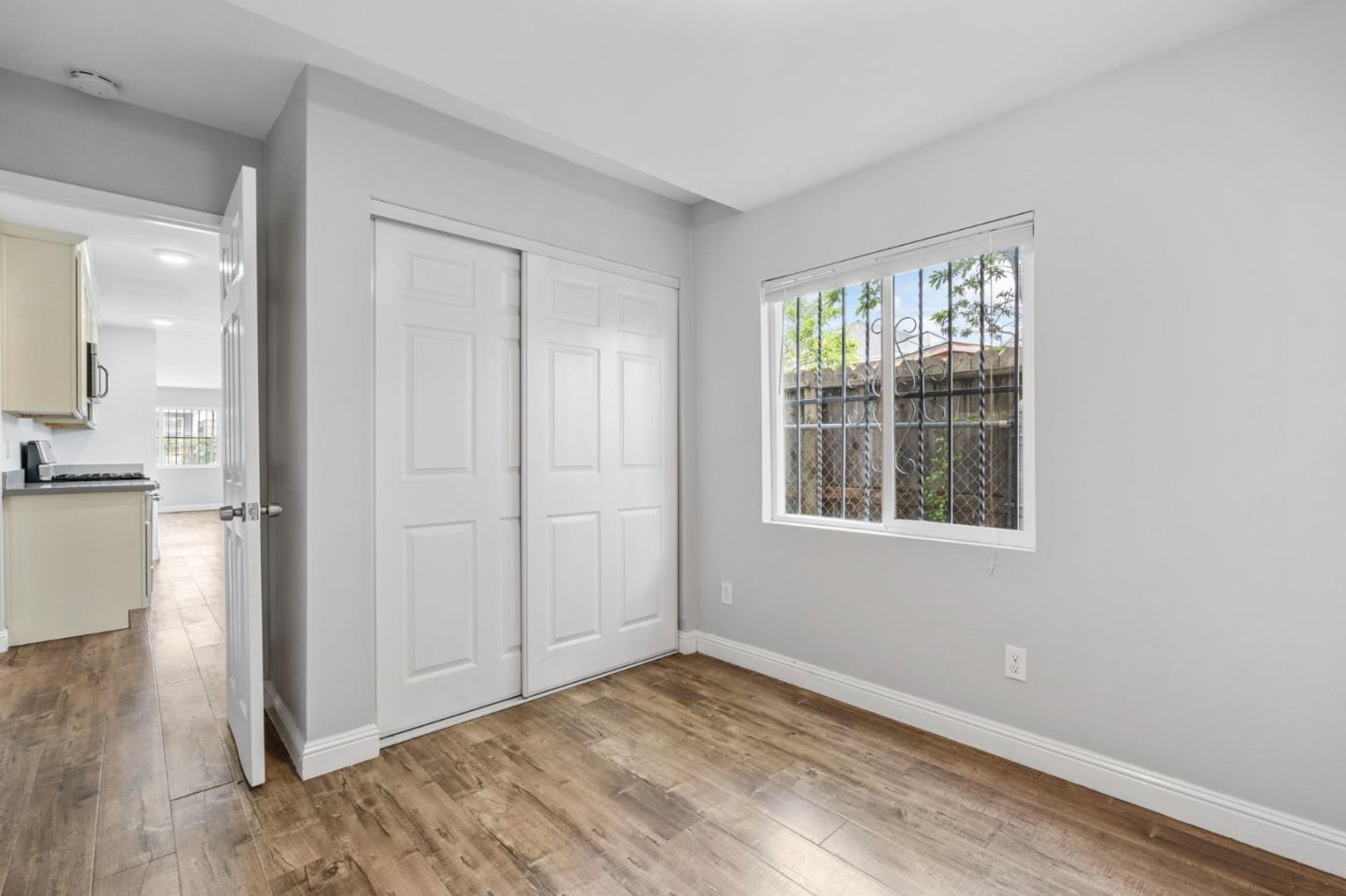 Detail Gallery Image 17 of 43 For 5821 E 17th St, Oakland,  CA 94621 - – Beds | – Baths
