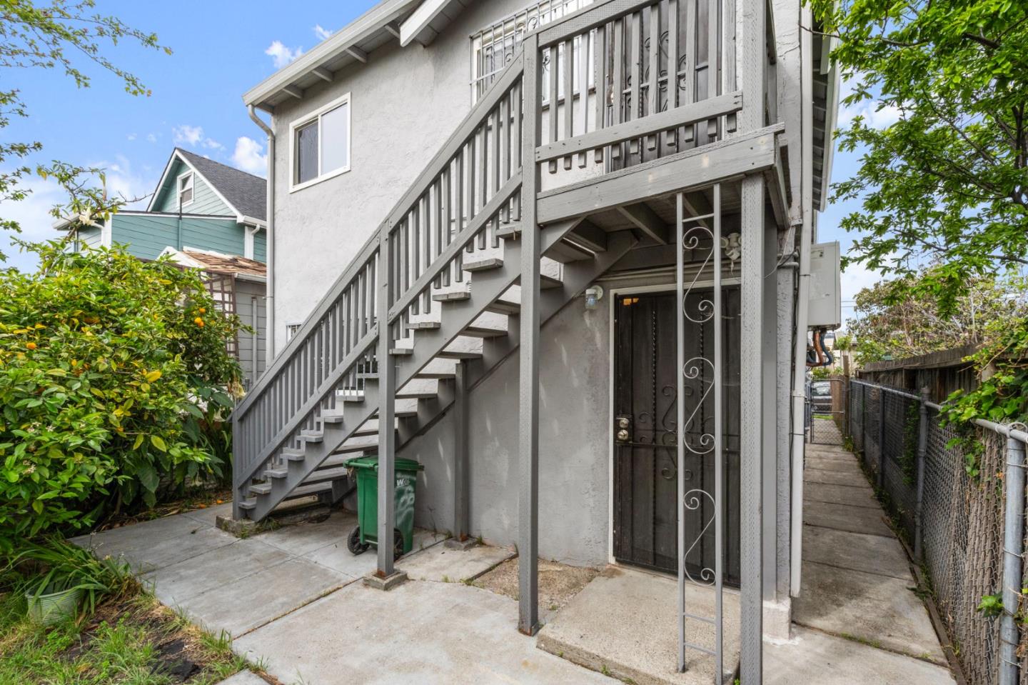 Detail Gallery Image 26 of 43 For 5821 E 17th St, Oakland,  CA 94621 - – Beds | – Baths