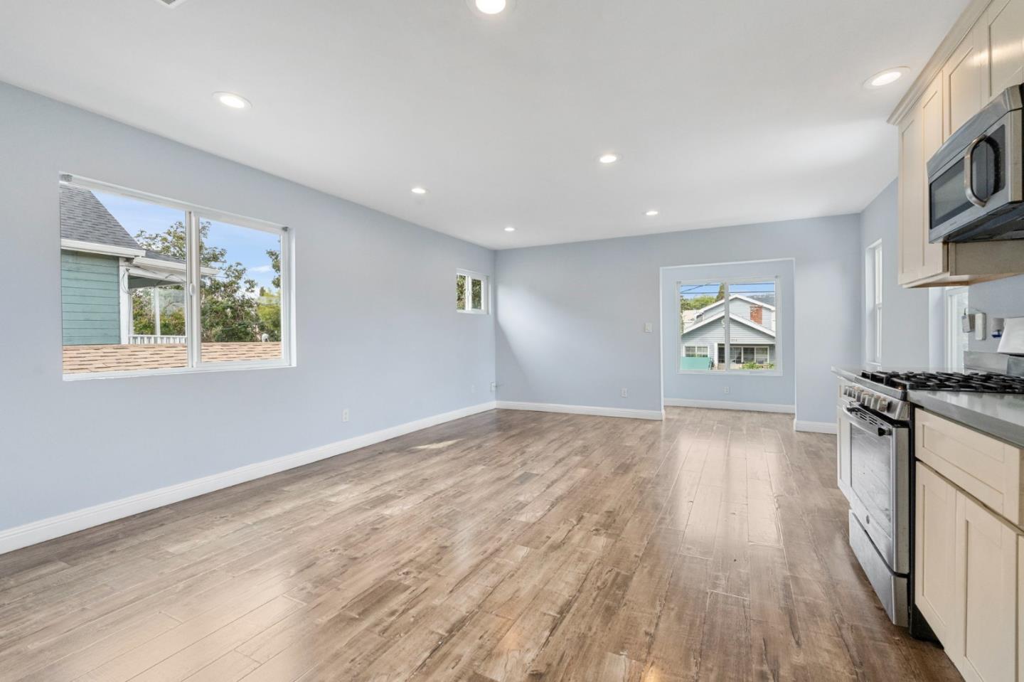 Detail Gallery Image 27 of 43 For 5821 E 17th St, Oakland,  CA 94621 - – Beds | – Baths