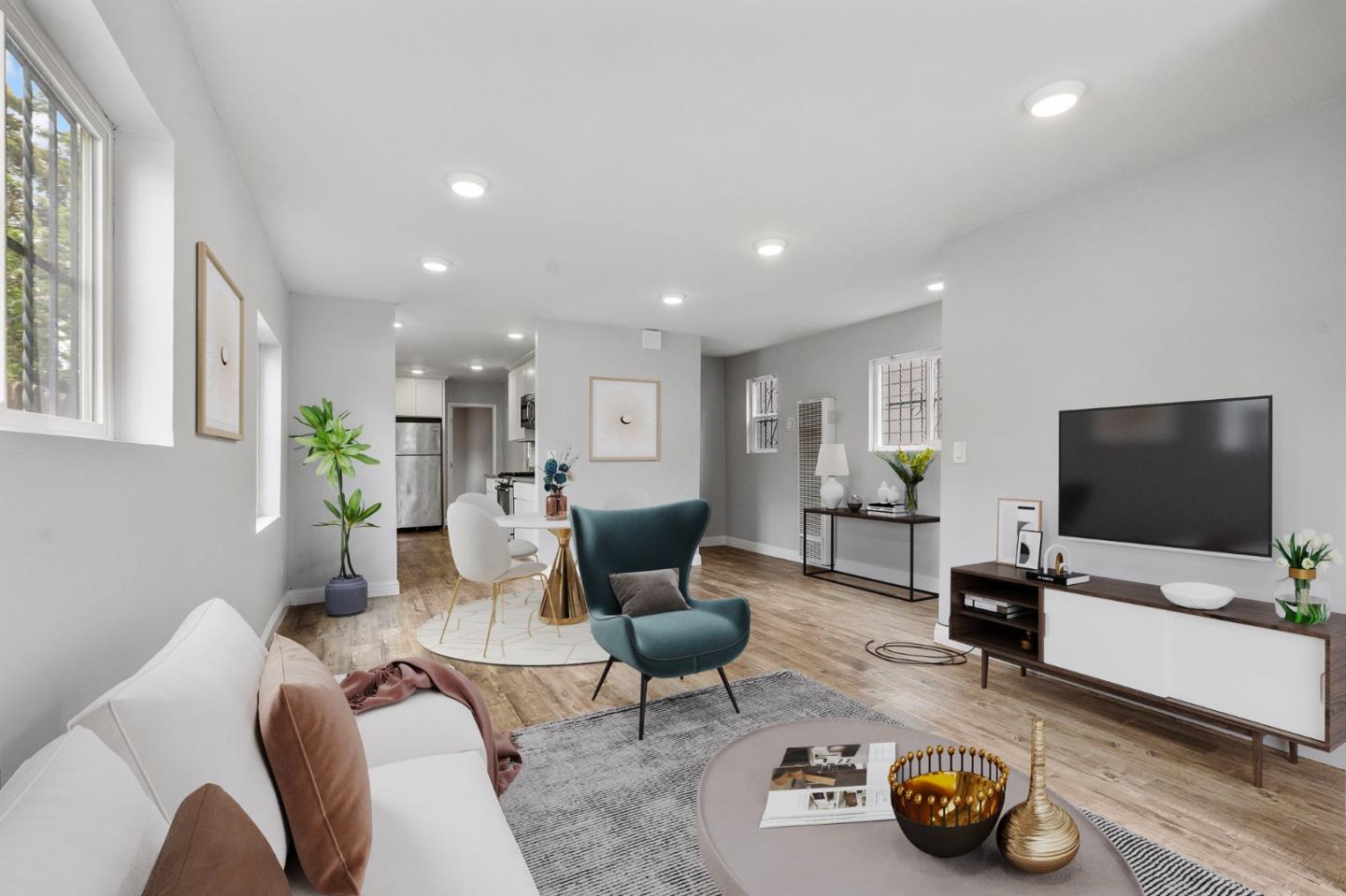 Detail Gallery Image 3 of 43 For 5821 E 17th St, Oakland,  CA 94621 - – Beds | – Baths