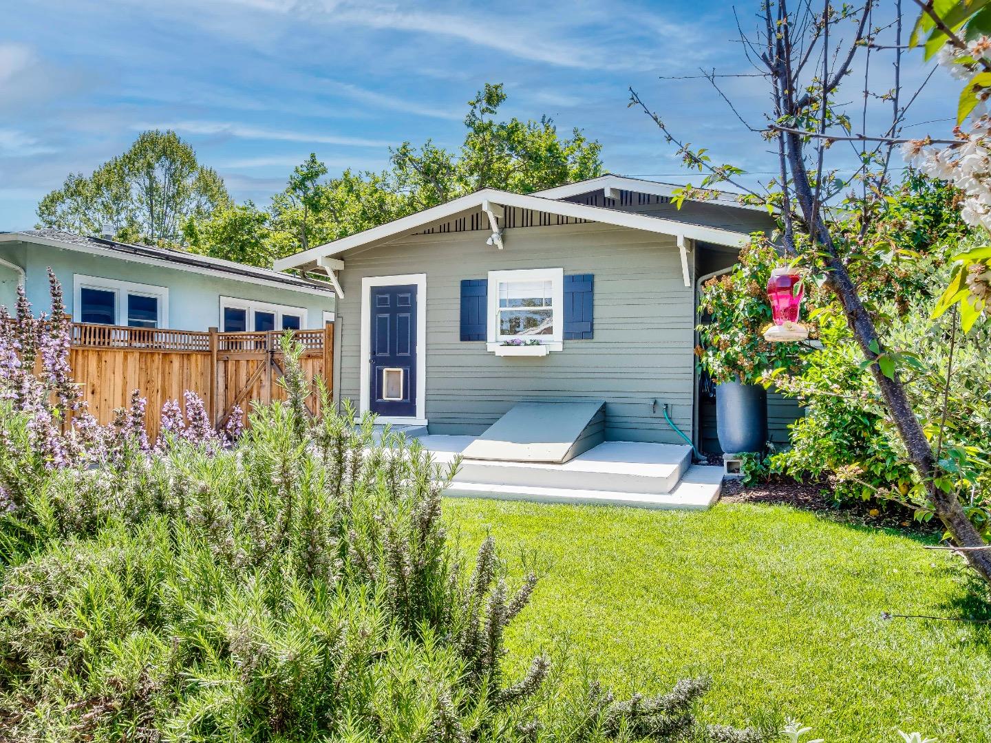 Detail Gallery Image 30 of 43 For 489 Atlanta Ave, San Jose,  CA 95125 - 2 Beds | 1 Baths