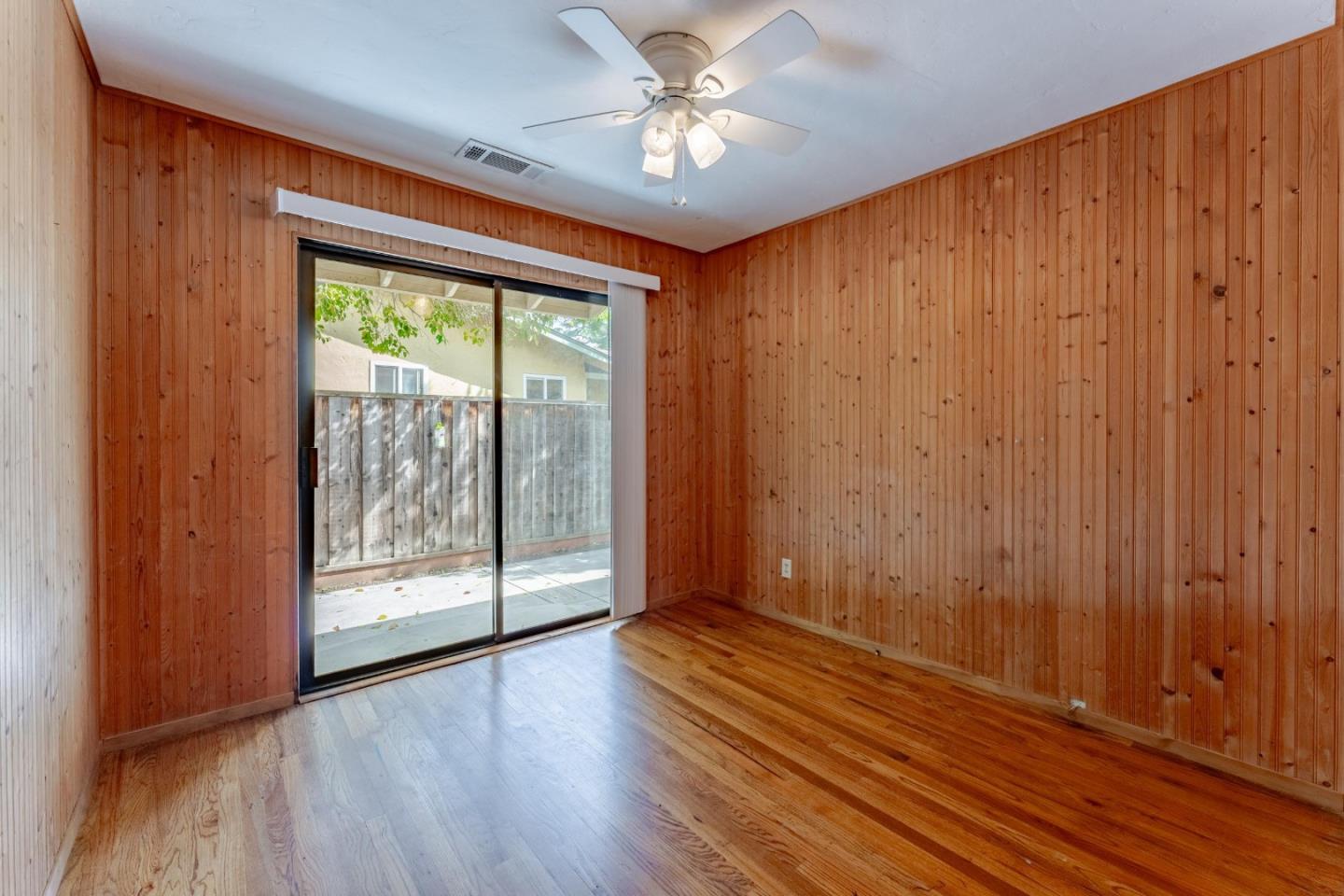Detail Gallery Image 14 of 45 For 7400 Dowdy St, Gilroy,  CA 95020 - 5 Beds | 3/1 Baths