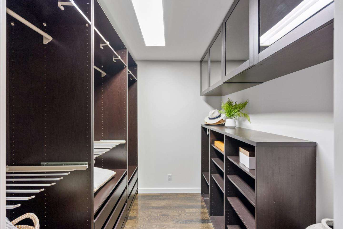Detail Gallery Image 26 of 58 For 211 Manor Dr, San Carlos,  CA 94070 - 3 Beds | 2 Baths