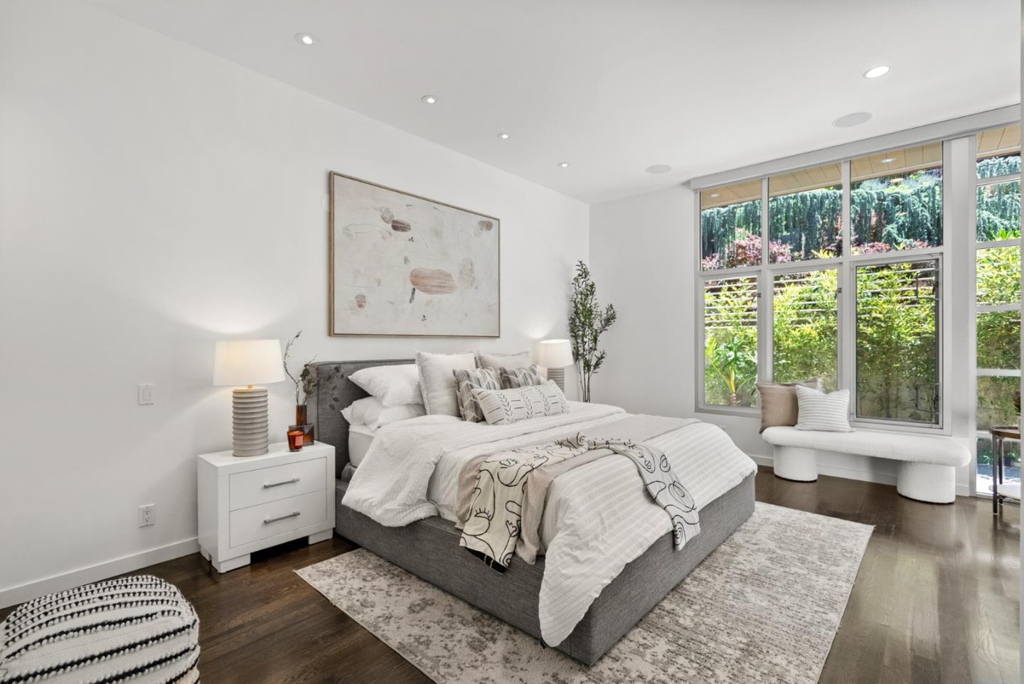Detail Gallery Image 27 of 58 For 211 Manor Dr, San Carlos,  CA 94070 - 3 Beds | 2 Baths