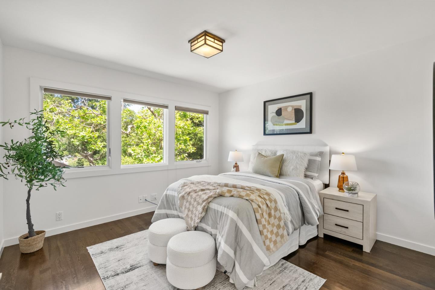Detail Gallery Image 31 of 58 For 211 Manor Dr, San Carlos,  CA 94070 - 3 Beds | 2 Baths