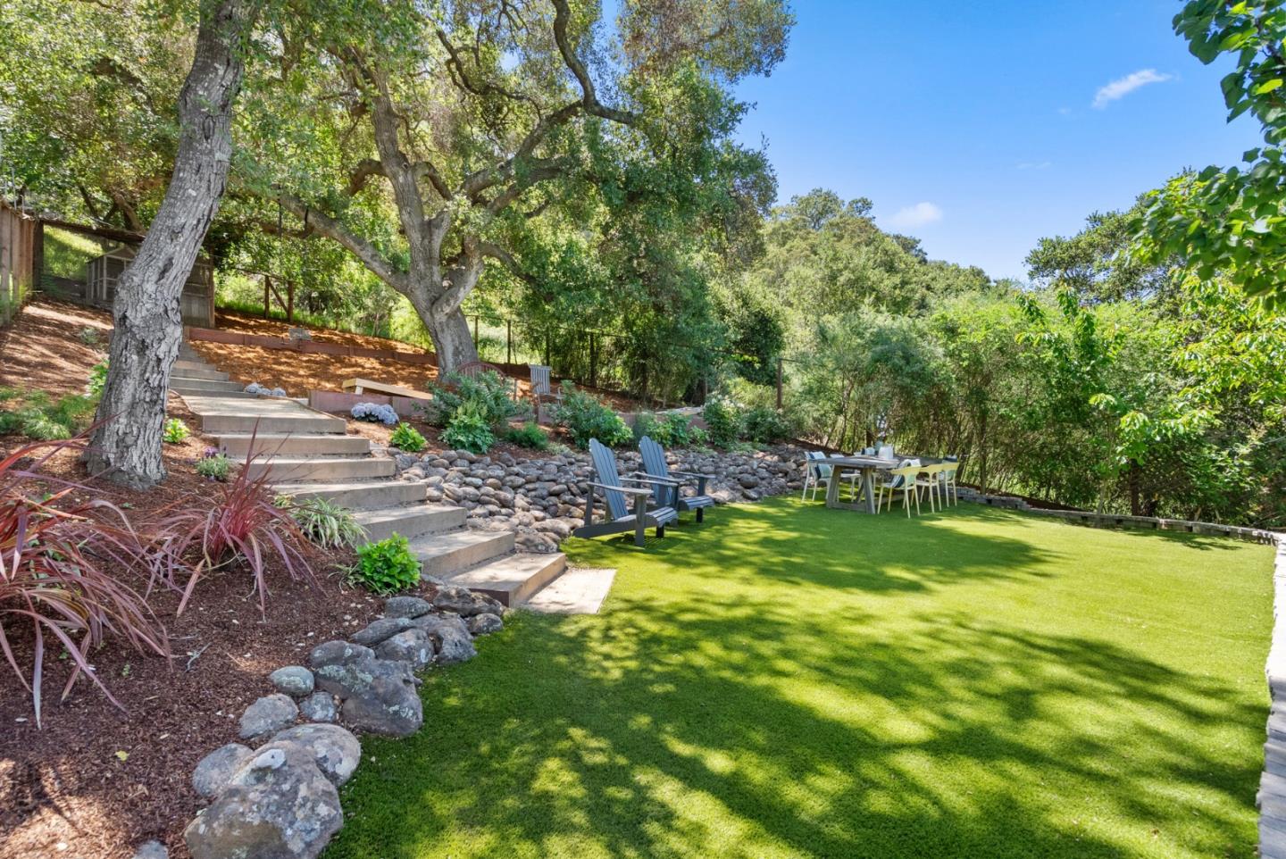 Detail Gallery Image 38 of 58 For 211 Manor Dr, San Carlos,  CA 94070 - 3 Beds | 2 Baths