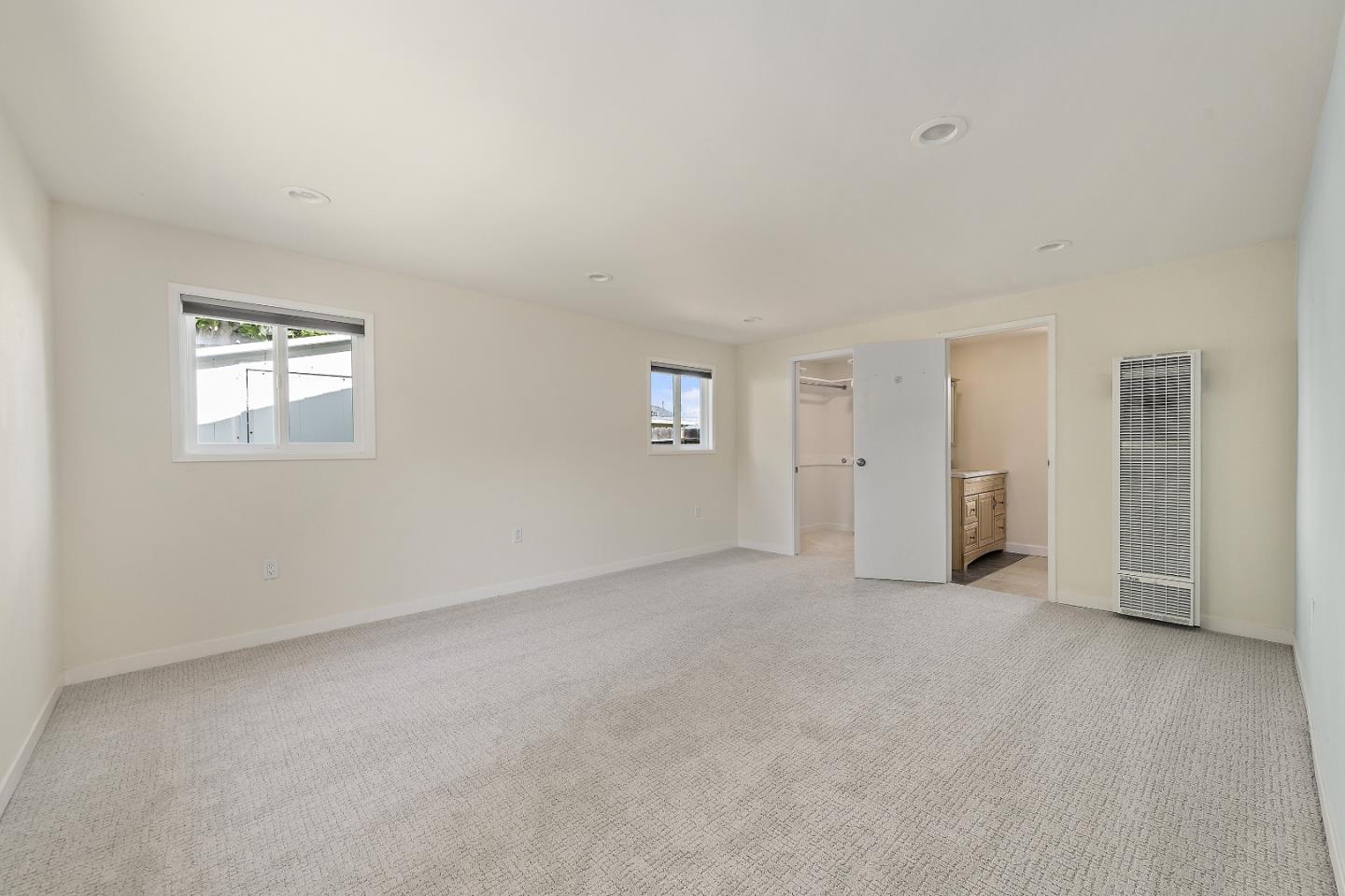 Detail Gallery Image 18 of 36 For 408 Cornish Way, Belmont,  CA 94002 - 4 Beds | 2 Baths