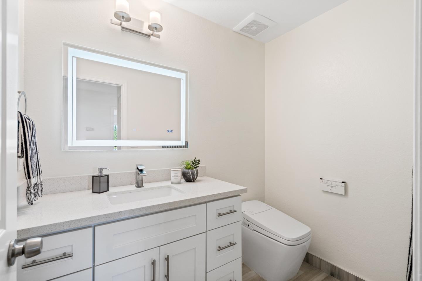 Detail Gallery Image 20 of 46 For 491 Tiller Ln, Redwood City,  CA 94065 - 4 Beds | 2/1 Baths