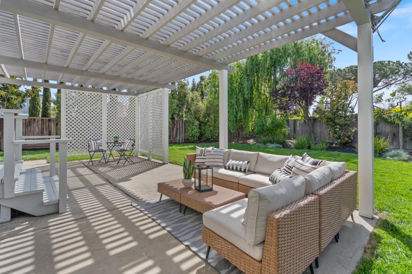 Detail Gallery Image 39 of 46 For 491 Tiller Ln, Redwood City,  CA 94065 - 4 Beds | 2/1 Baths