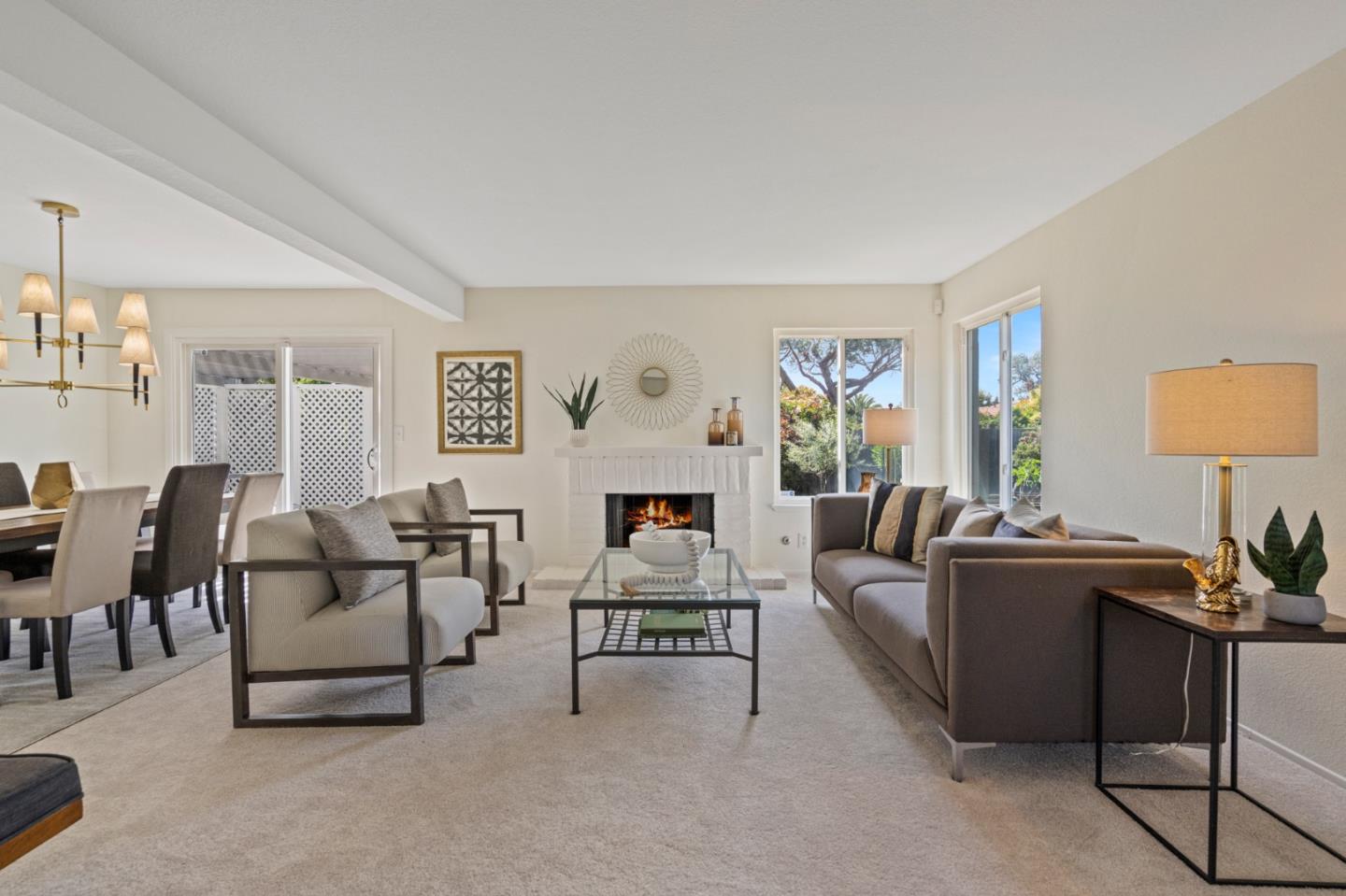 Detail Gallery Image 7 of 46 For 491 Tiller Ln, Redwood City,  CA 94065 - 4 Beds | 2/1 Baths