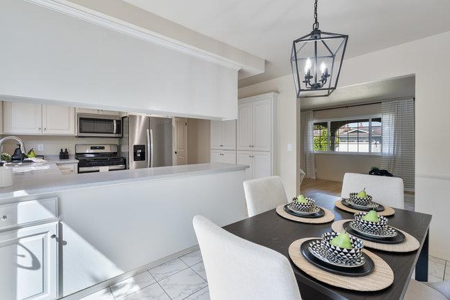Detail Gallery Image 12 of 53 For 1272 Glacier Dr, Milpitas,  CA 95035 - 4 Beds | 2/1 Baths