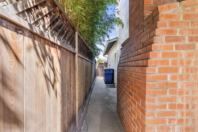 Detail Gallery Image 49 of 53 For 1272 Glacier Dr, Milpitas,  CA 95035 - 4 Beds | 2/1 Baths