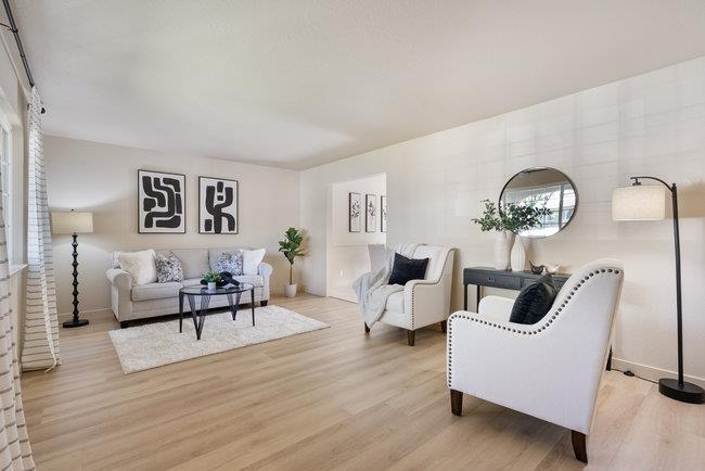 Detail Gallery Image 7 of 53 For 1272 Glacier Dr, Milpitas,  CA 95035 - 4 Beds | 2/1 Baths