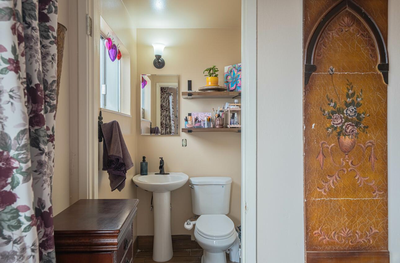 Detail Gallery Image 19 of 26 For 578 Calaveras Dr, Salinas,  CA 93906 - 2 Beds | 1/1 Baths