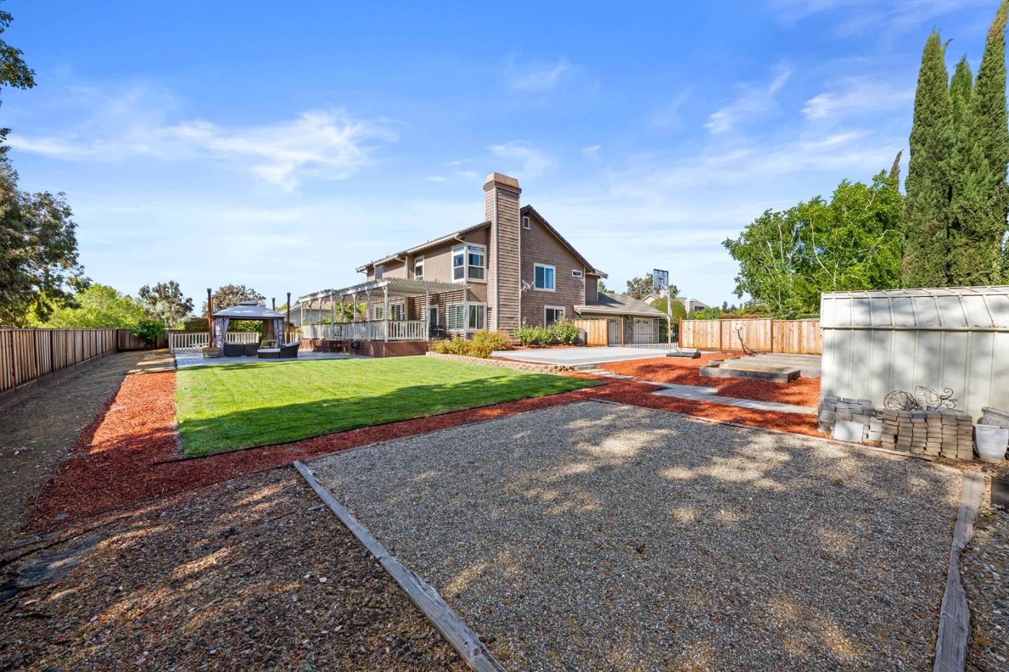 Detail Gallery Image 72 of 93 For 151 Tierra Del Sol, Hollister,  CA 95023 - 4 Beds | 3 Baths