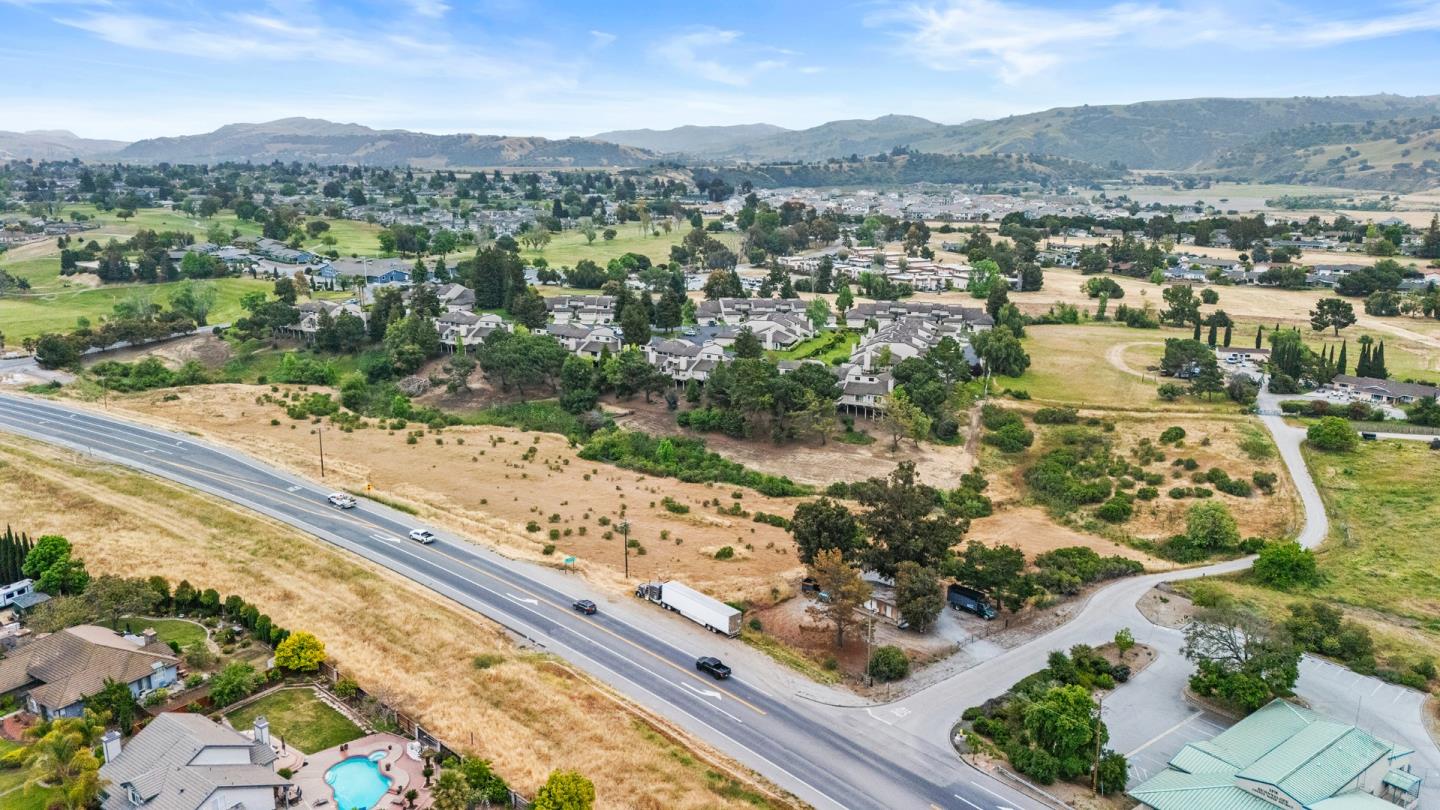 Detail Gallery Image 88 of 93 For 151 Tierra Del Sol, Hollister,  CA 95023 - 4 Beds | 3 Baths