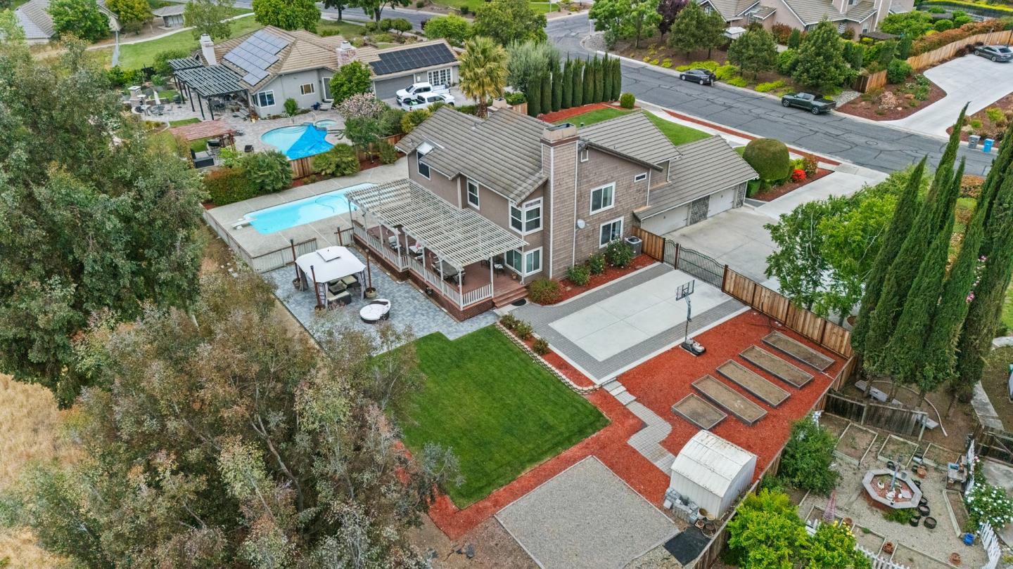 Detail Gallery Image 89 of 93 For 151 Tierra Del Sol, Hollister,  CA 95023 - 4 Beds | 3 Baths