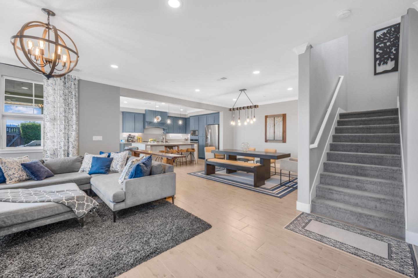 Detail Gallery Image 6 of 38 For 16715 Murphy Ave, Morgan Hill,  CA 95037 - 4 Beds | 3 Baths