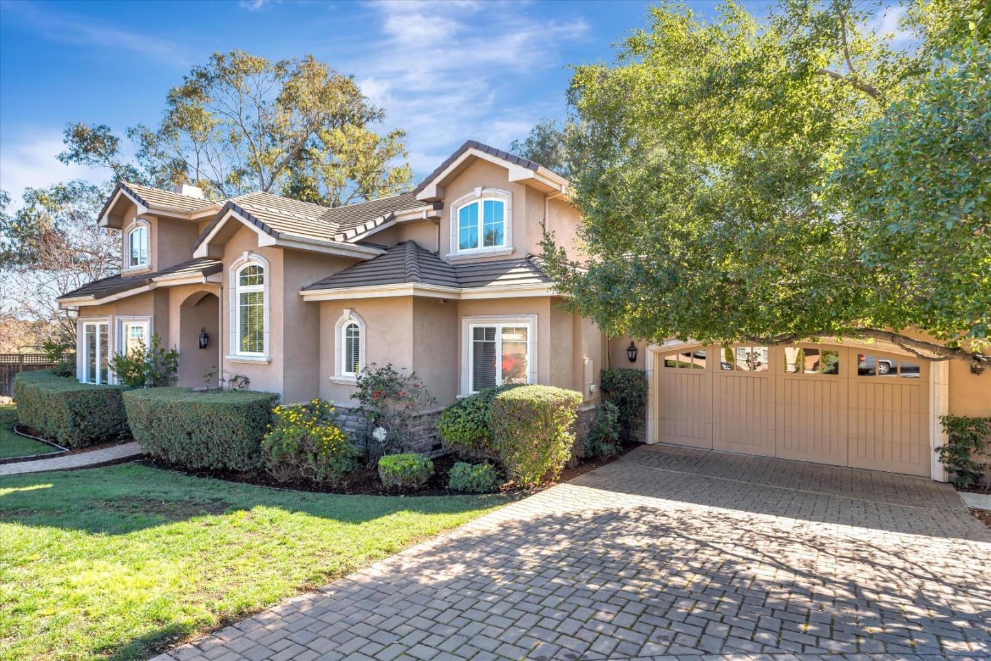 Detail Gallery Image 14 of 85 For 10108 Crescent Ct, Cupertino,  CA 95014 - 5 Beds | 4 Baths