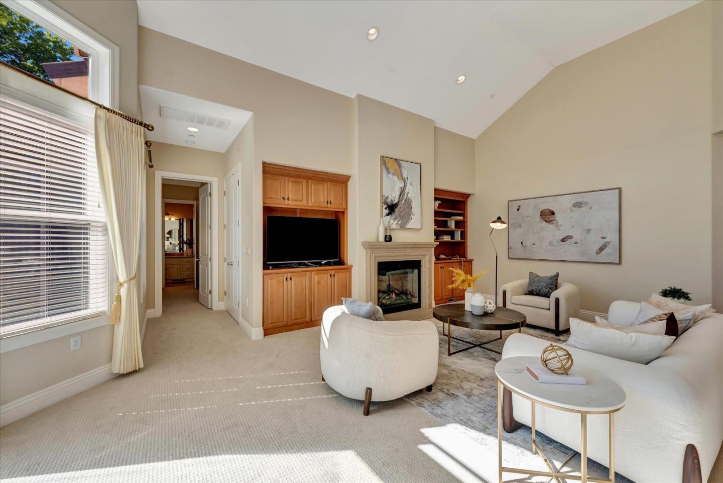 Detail Gallery Image 19 of 85 For 10108 Crescent Ct, Cupertino,  CA 95014 - 5 Beds | 4 Baths