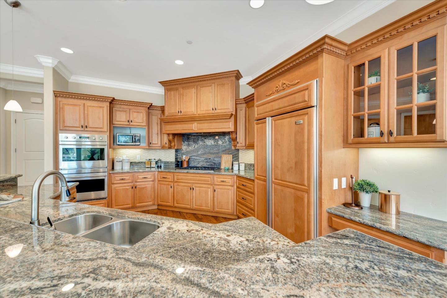 Detail Gallery Image 21 of 85 For 10108 Crescent Ct, Cupertino,  CA 95014 - 5 Beds | 4 Baths