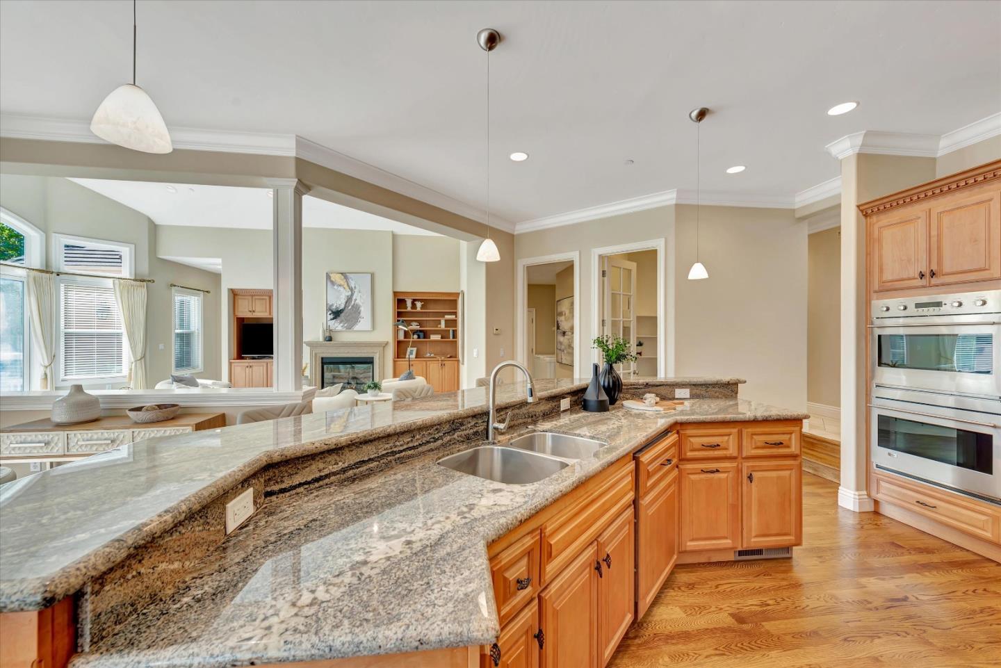 Detail Gallery Image 24 of 85 For 10108 Crescent Ct, Cupertino,  CA 95014 - 5 Beds | 4 Baths