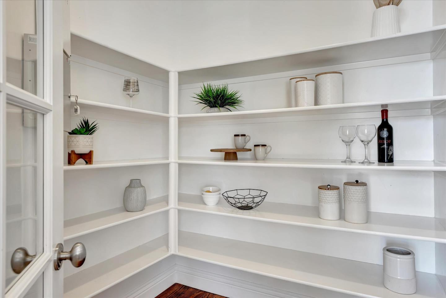 Detail Gallery Image 28 of 85 For 10108 Crescent Ct, Cupertino,  CA 95014 - 5 Beds | 4 Baths