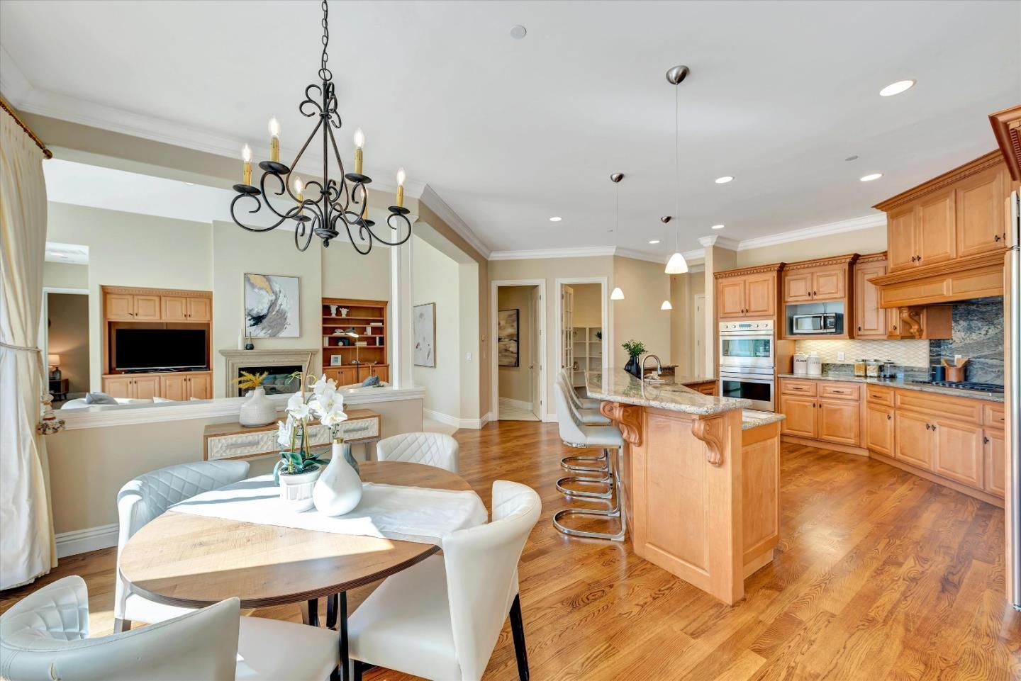 Detail Gallery Image 34 of 85 For 10108 Crescent Ct, Cupertino,  CA 95014 - 5 Beds | 4 Baths